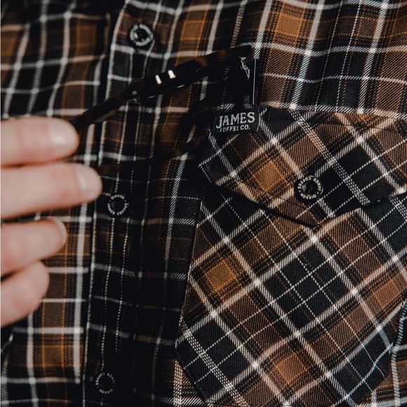 DIXXON JAMES COFFEE CO. FLANNEL - Picture 8 of 11